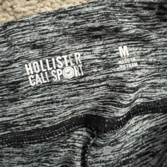 HOLLISTER Sport workout leggings - Picture 2 of 3